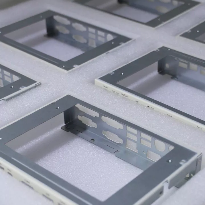 Wie wählt man das richtige Servergehäuseblech für Leistung und Haltbarkeit aus?