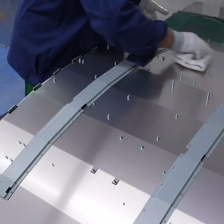 Gebogenes Edelstahlblech für den industriellen Einsatz